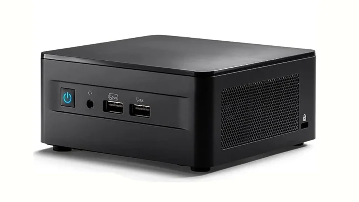 ASUS NUC 12pro Intel Core i5-1240P